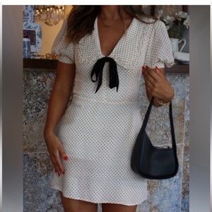 Reformation Kaylia Dress in Allegra bow tie neck size 2